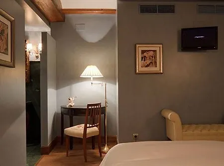 Hospederia De Parajes La Guardia