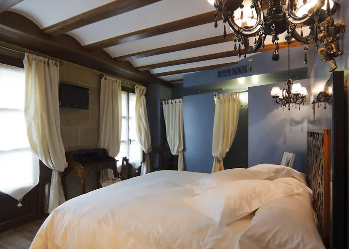 Hospederia De Parajes 3*