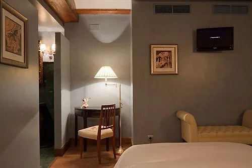 Hospederia De Parajes La Guardia