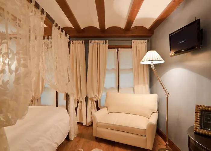 Hospederia De Parajes La Guardia